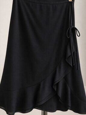 Lori Ann Montreal Black Ruffle Skirt – Size 4 – NWT